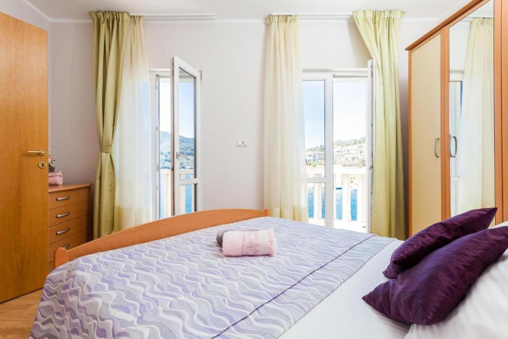 Apartments Dea Caeli Вела-Лука Екстер'єр фото