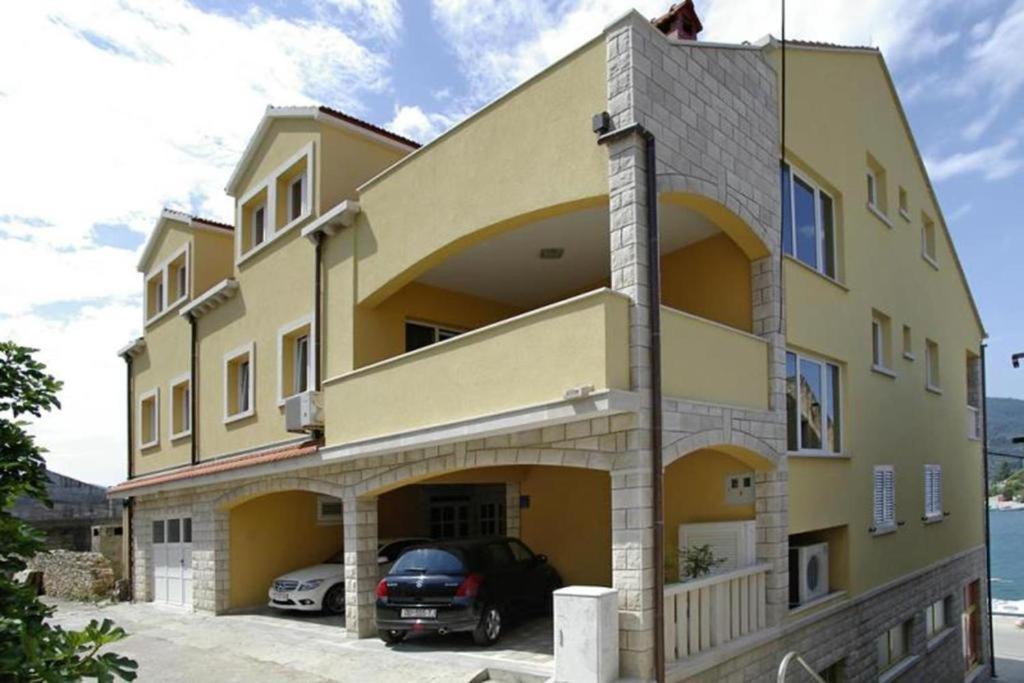 Apartments Dea Caeli Вела-Лука Екстер'єр фото